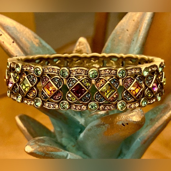 Heidi Daus Color Burst Swarovski 360 Bangle Bracelet - Picture 4 of 16